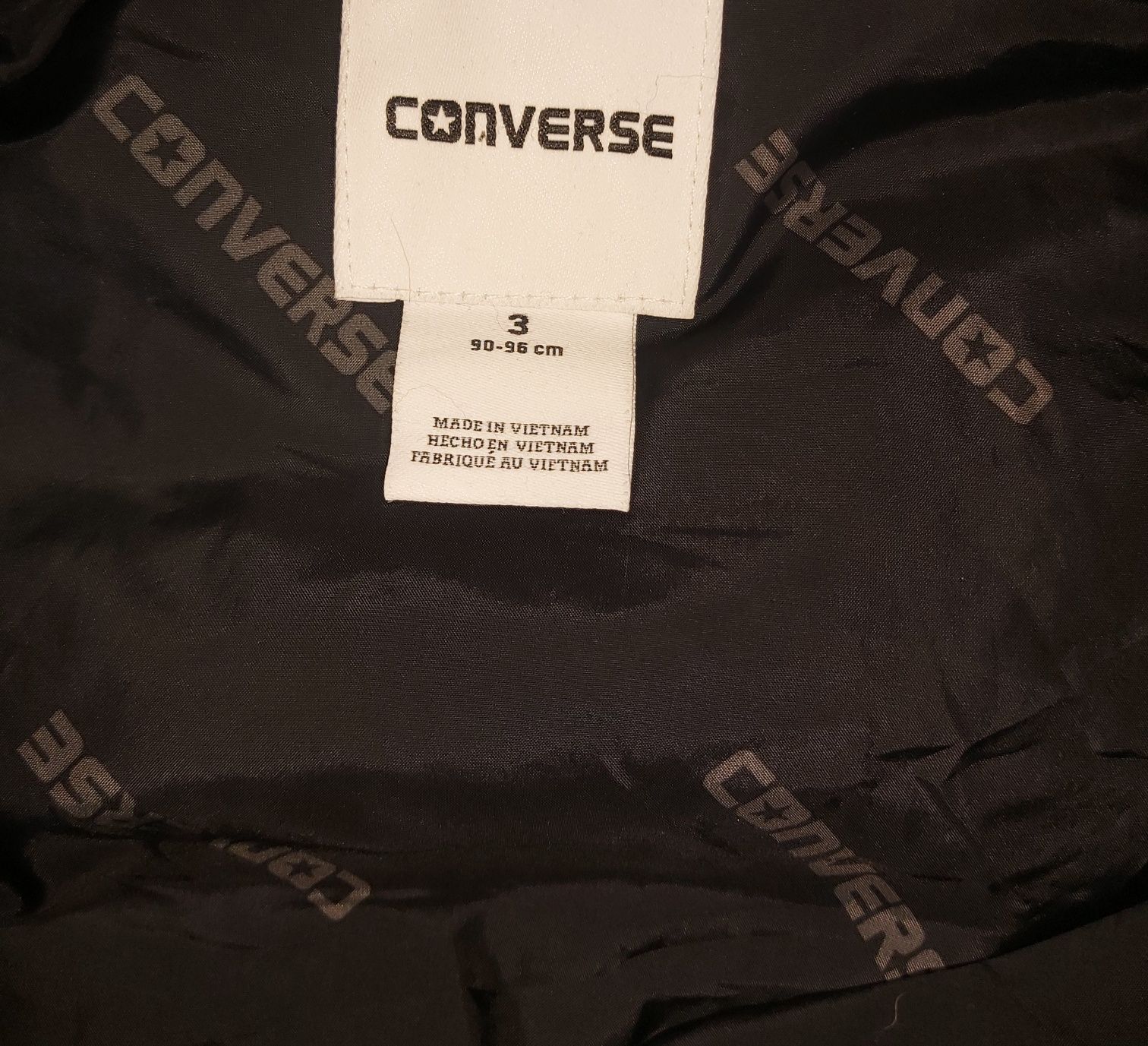 детская жилетка,безрукавка converse оригинал