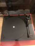 Gramofon Revolver z ramieniem Linn Basik LV X