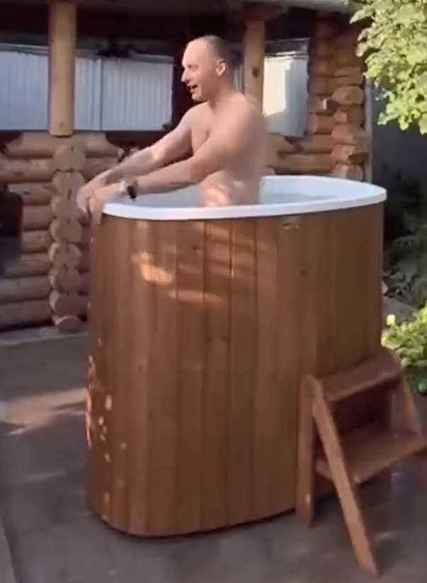 Balia ogrodowa dla 1-2 osób z piecem i bez podgrzewania Jacuzzi beczka