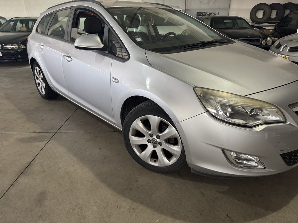 Opel Astra J sports tourer 1.3cdti