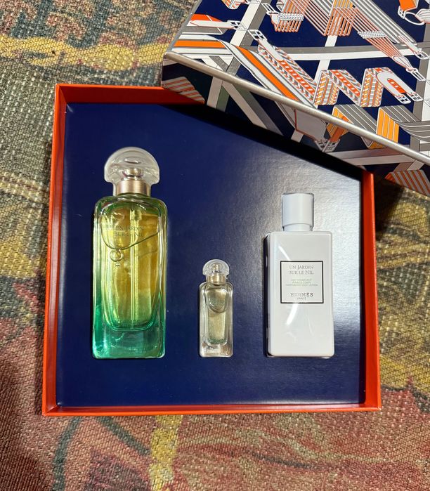 Набір Hermes - Un Jardin sur le Nil (парфум+мініатюра+лосьйон)
