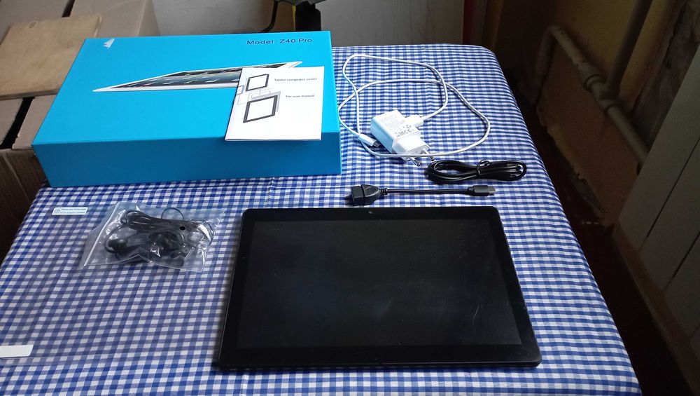 Планшет 10,1" Z40 PRO . Торг