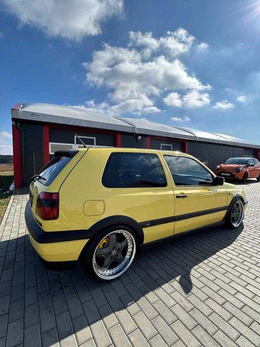 VW GOLF MK3 Special Color concept Yellow
