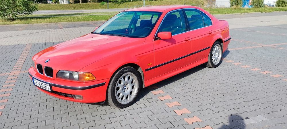 BMW E39 523/525 hellrot, automat.