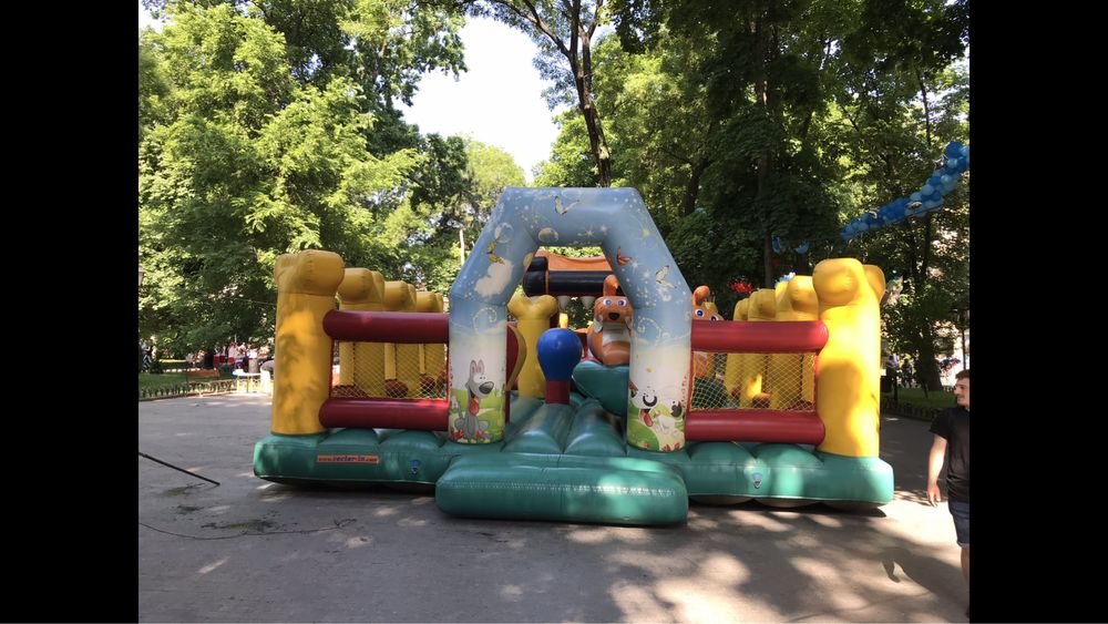 Аренда надувного аттракциона. Горка.Груша. Аэрохокей. Батут