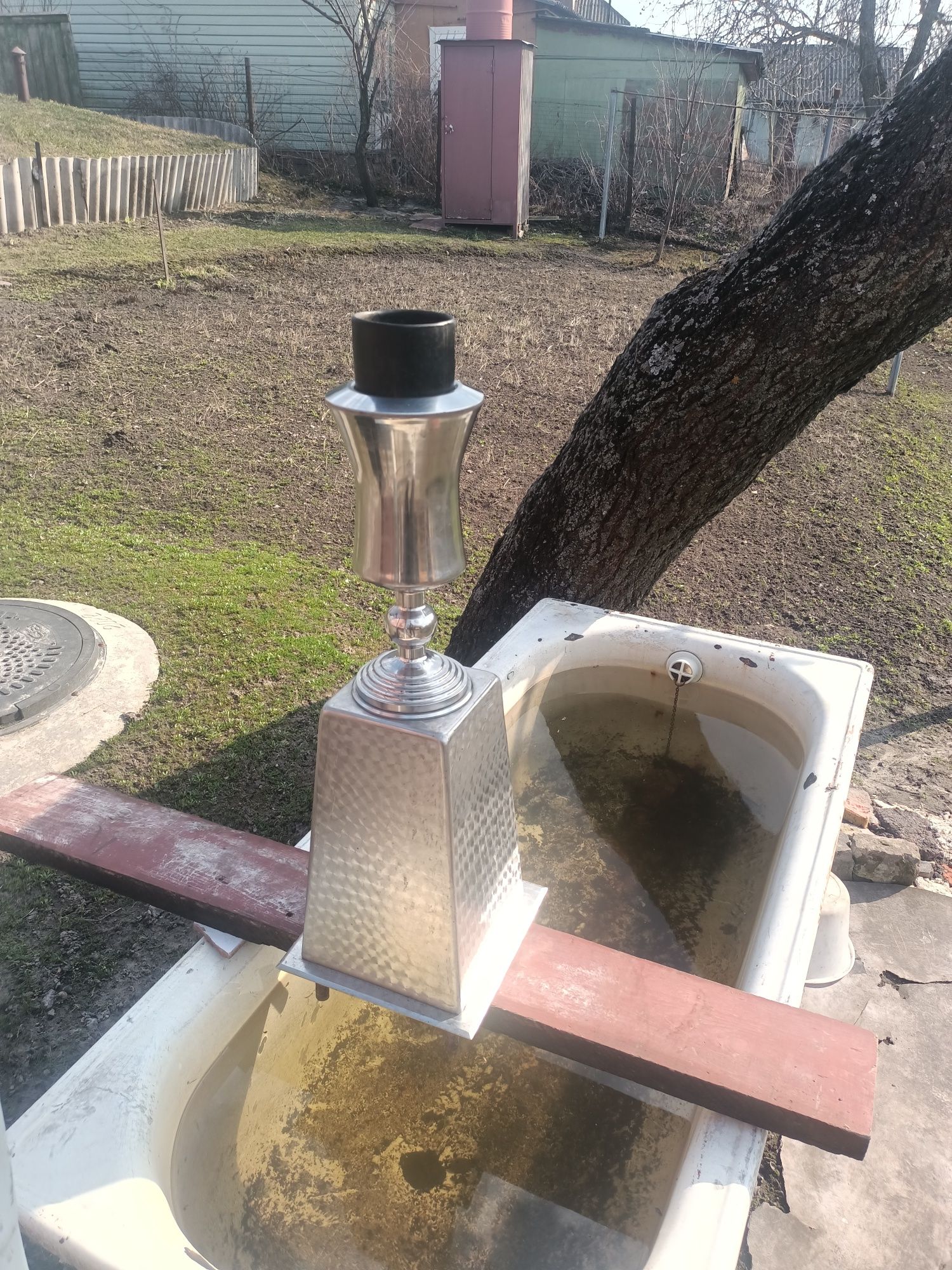 Продам вазу з підставкою