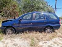 Vendo carro inteiro ou por peças