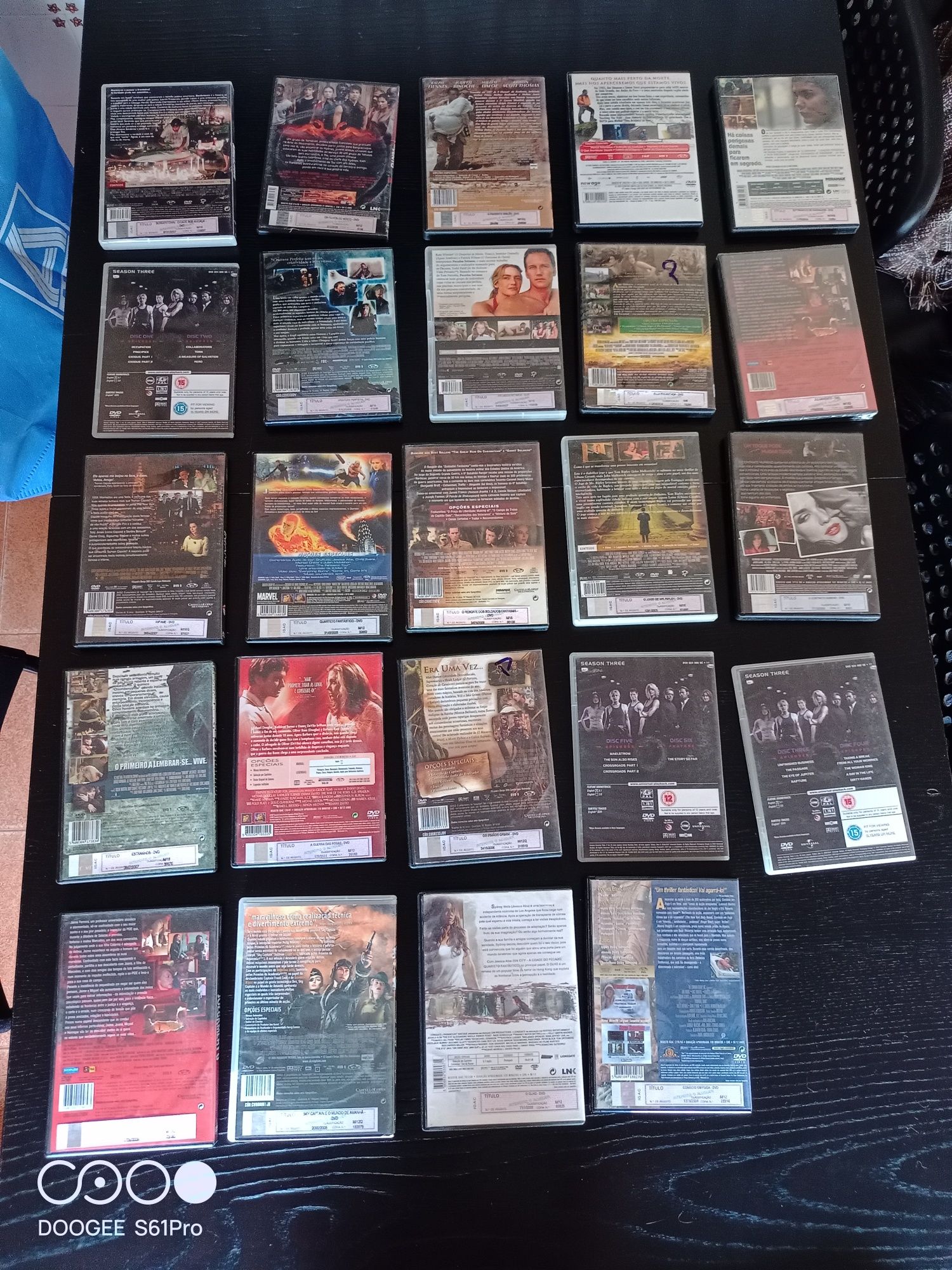 Conjunto 24 filmes DVD