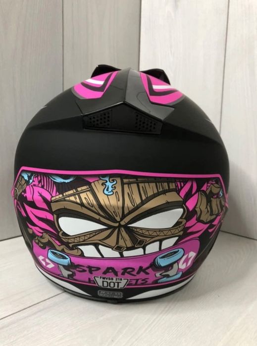 Шолом майже новий