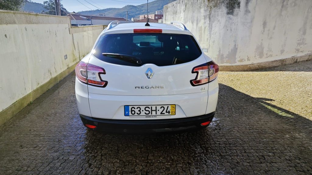 Vende-se Renault Megane 1.5 dCi 105cv (2014)