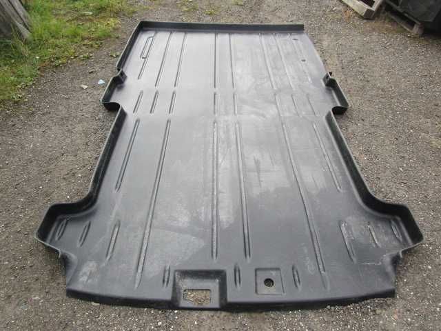 Ford Transit MK8 podłoga plastikowa L4H3  L3H3 L2H2