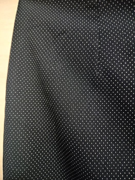 Spódnica granatowa róż. 38