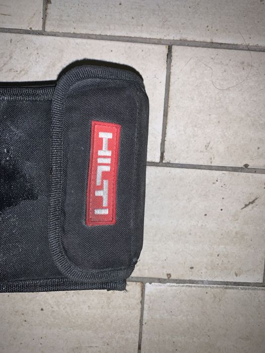 Laser krzyżowy Hilti PM 2LG