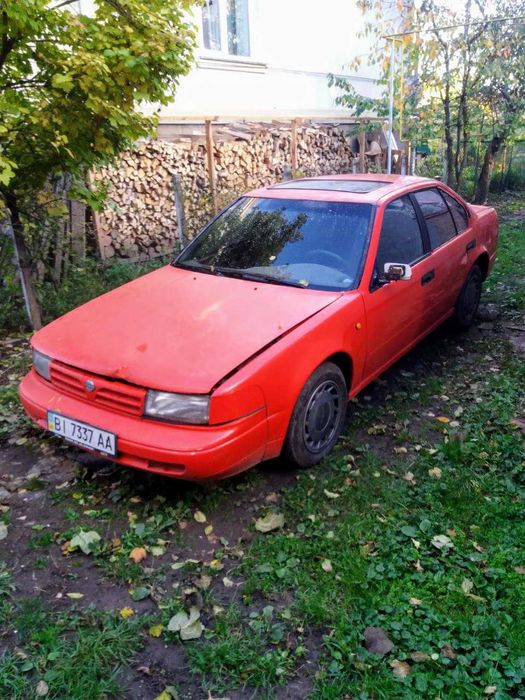 Автомобіль Nissan