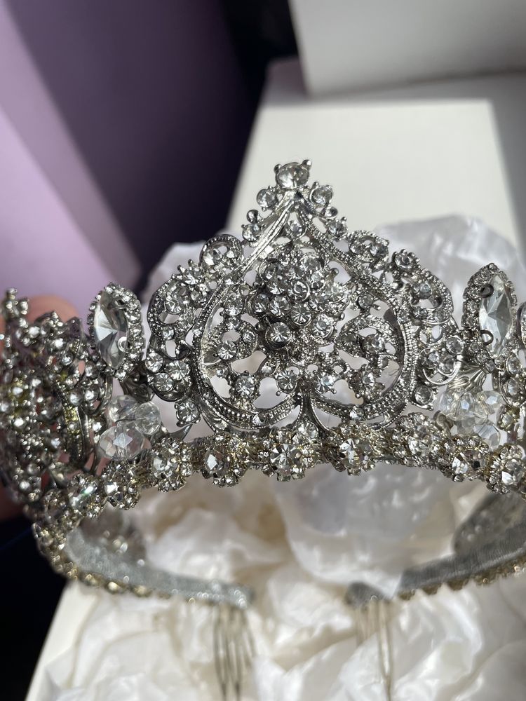 Весільна діадема корона нареченої Adely accessories
