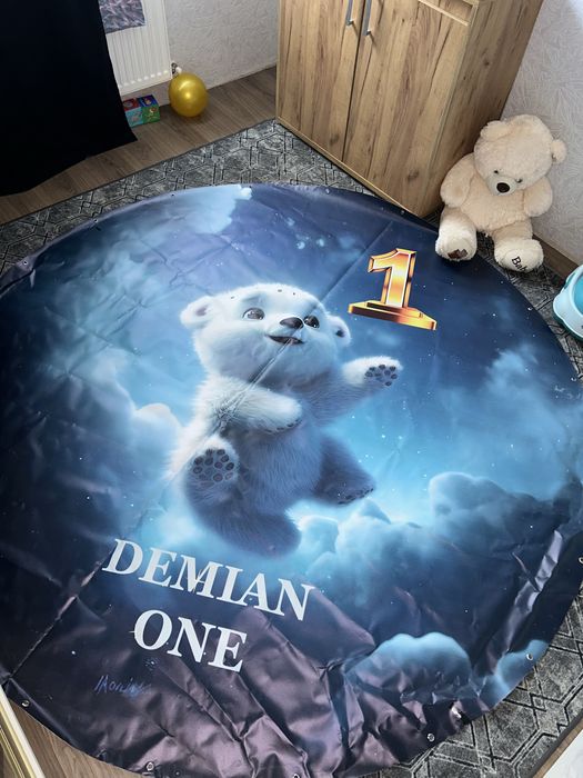 Фотозона, Банер до фотозони ,1 рік