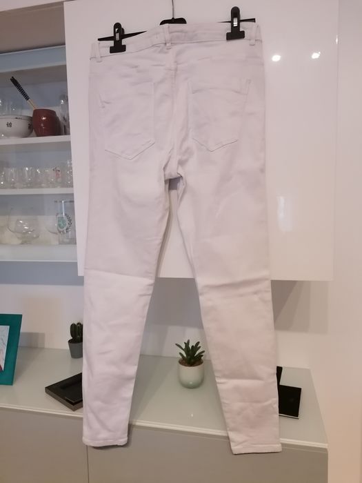 Calças elásticas brancas da Zara - tamanho 42