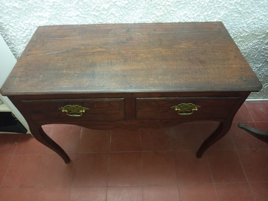 Mesa de apoio antiga em madeira 1.10x55x78Cm