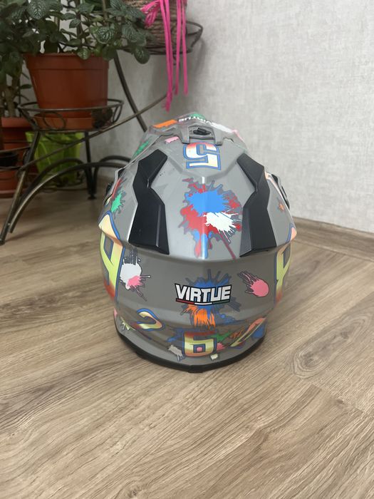 Шлем для мотоцикла,мопеда