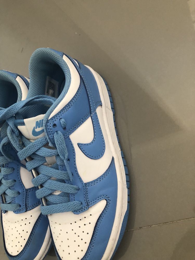 Nike dunk azuis .