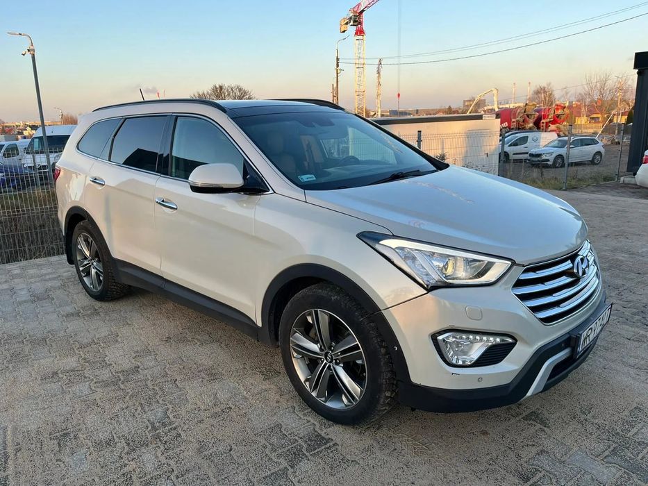 Hyundai Santa Fe 2014 r., 2.2 diesel, 6-osobowy, automatyczna skrzynia