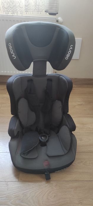 Fotelik samochodowy Osann