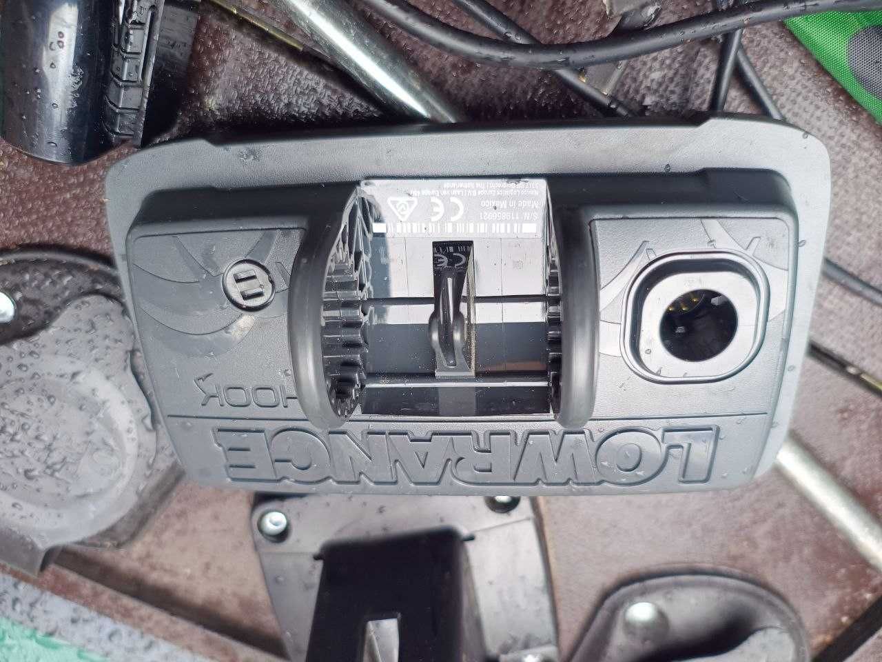 Ехолот Lowrance Hook2-4x Bullet + кріплення трансдюсера + столик