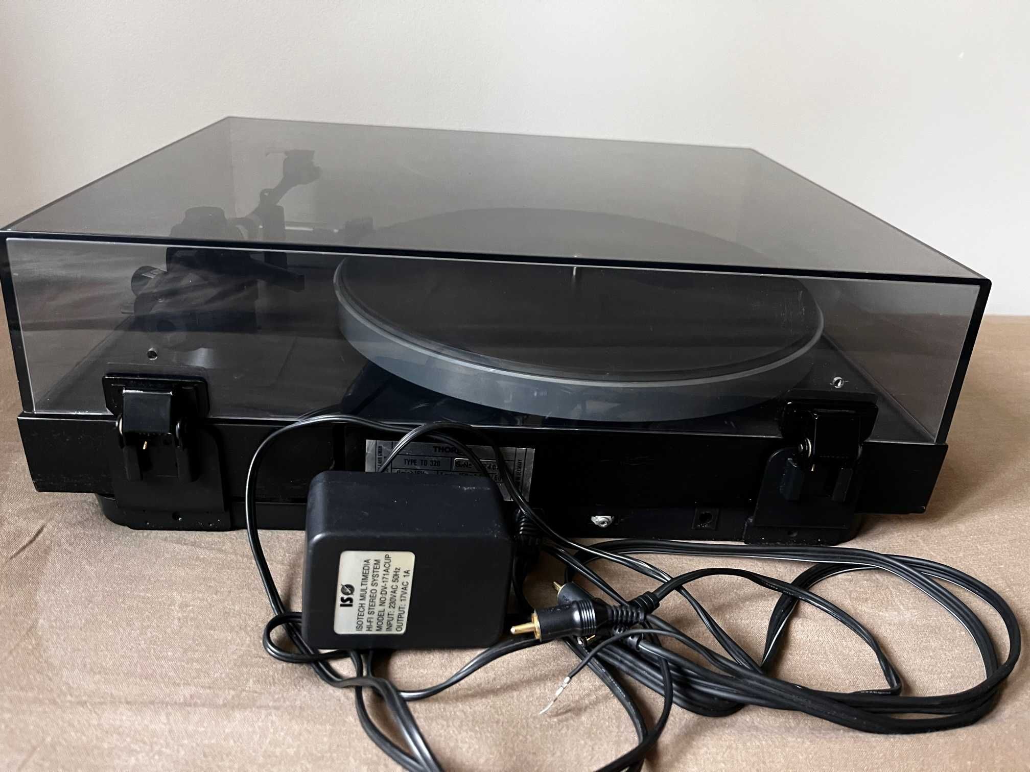 Gramofon Thorens TD 320