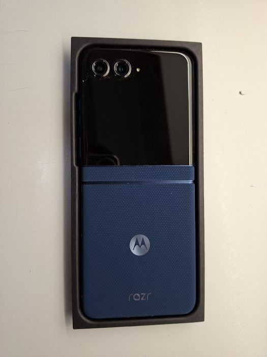 Motorola razr 60 Novo caixa selada