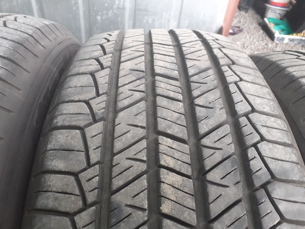 Opony 215/55 R18 4x4  SUV