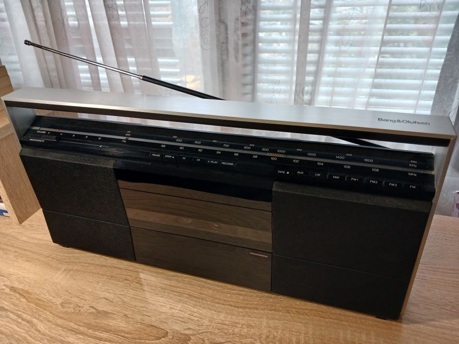 Кассетный магнитофон Bang&Olufsen (Beosystem 10)