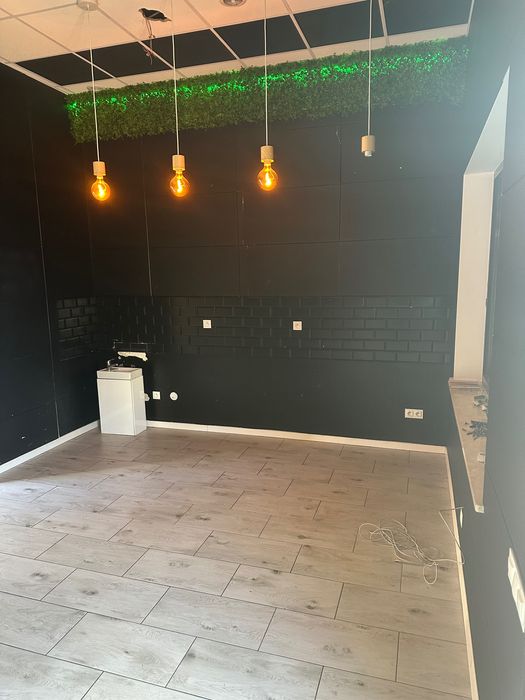 Wynajmę lokal handlowo usługowy - Warszawa Rembertów