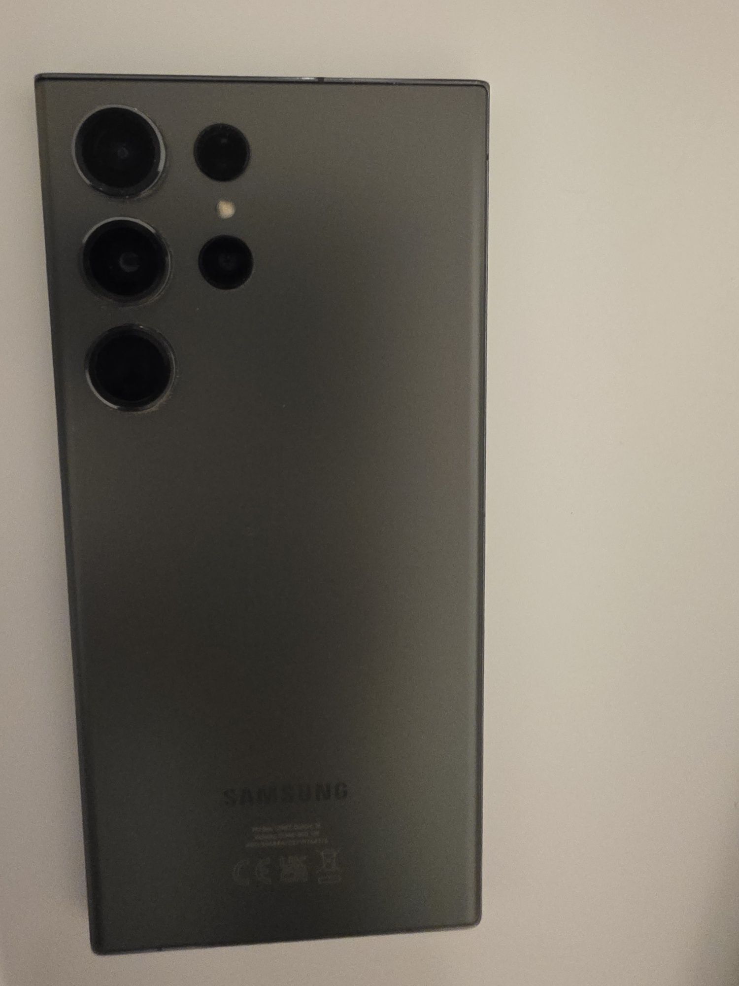 Samsung Galaxy S23 Ultra 512GB/12GB + SF Wireless Charger