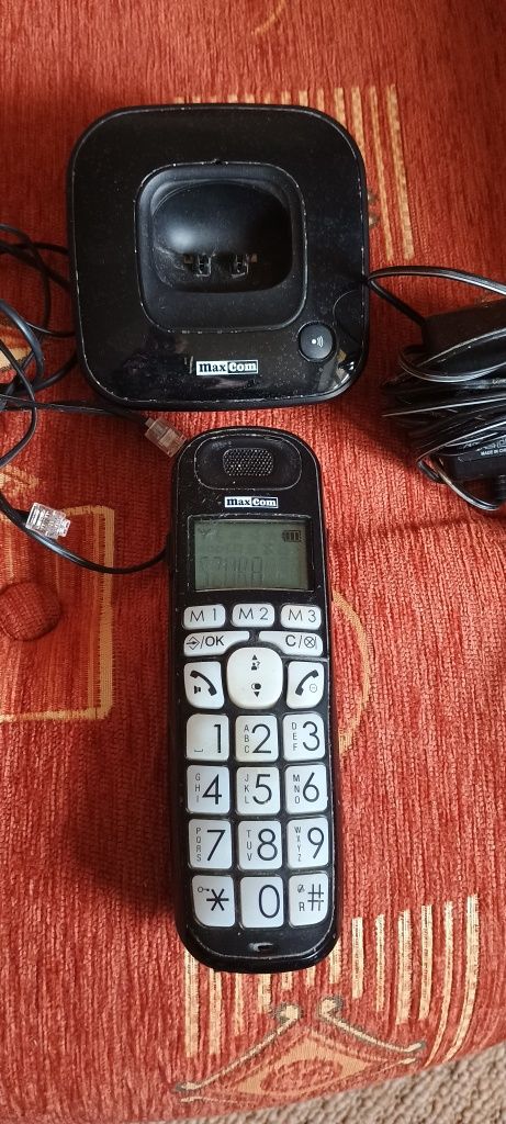 Telefon bezprzewodowy stacjonarny Maxcom  sprawny dla seniora