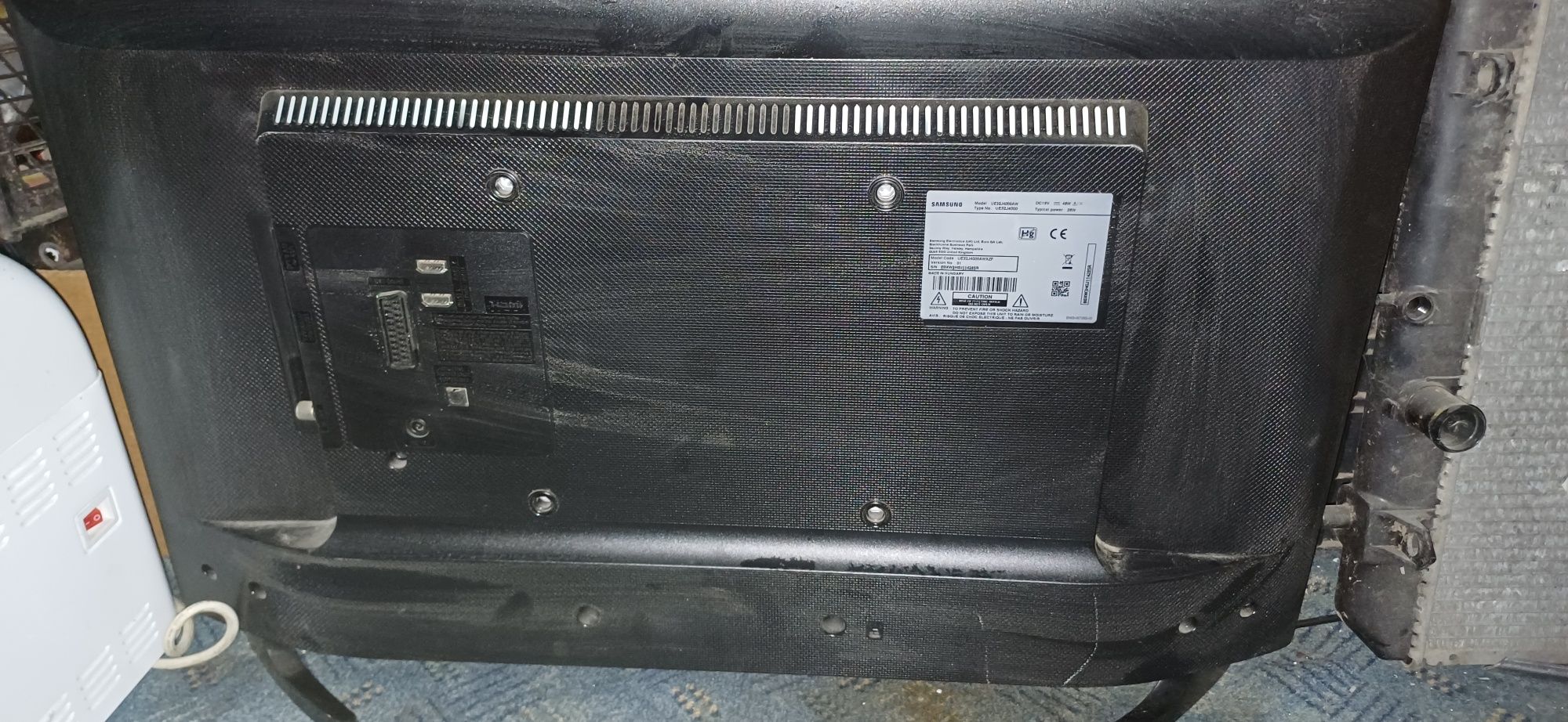 grundig 42 vle 9480, samsung ue32j4000