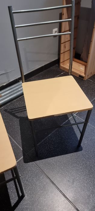 6 cadeiras em bom estado