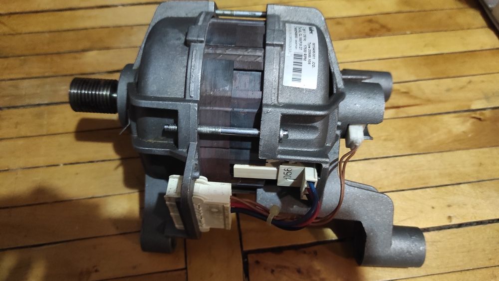 Двигун пральної машини Nidec