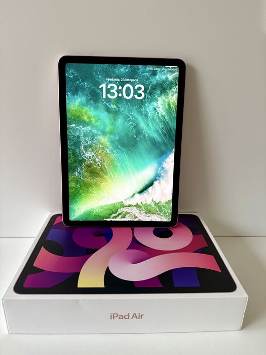 iPad Air 4 generacji, 64 GB, Rose Gold, stan idealny + etui gratis
