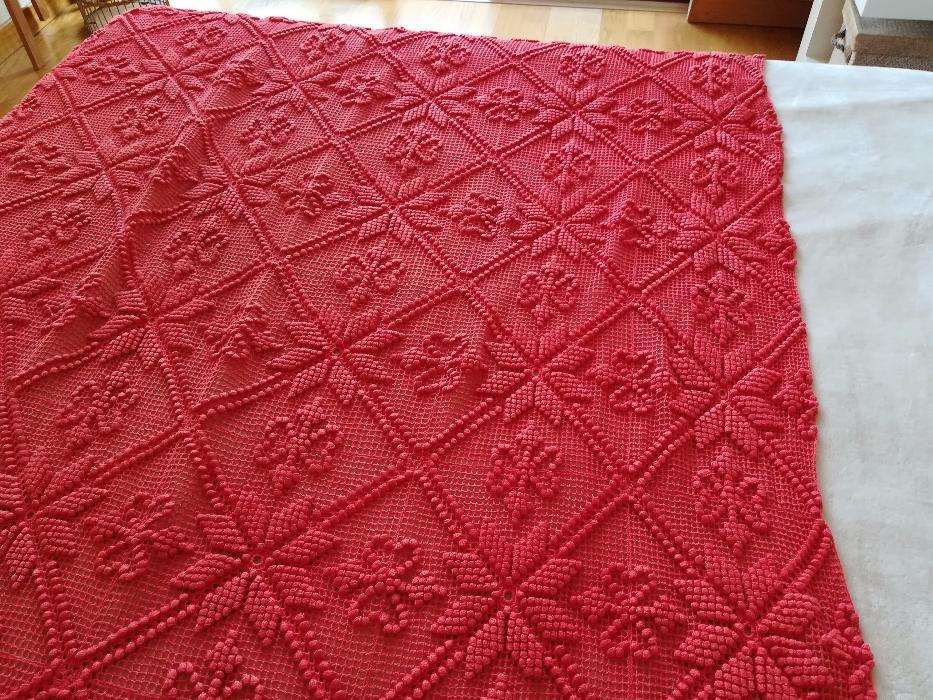 Colcha / Manta em Crochet *feita a mão* Coral / Vermelho - Flor de Lis