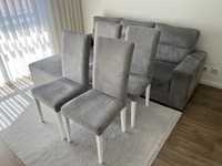 Sofá cinza com chaise e quatro cadeiras sala de jantar