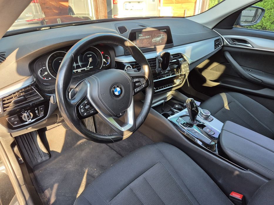 BMW 520d 190 km automat radar kamera 360