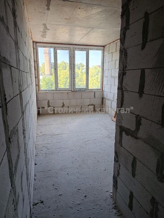 Продаж 1к.великой квартири в Голосіївськом р-н.