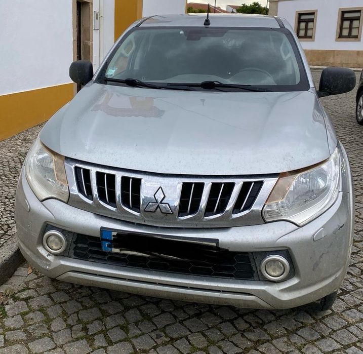 Mitsubishi Strakar L200