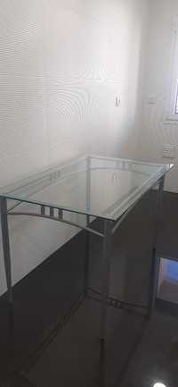 Práctica Mesa de vidrio e metal