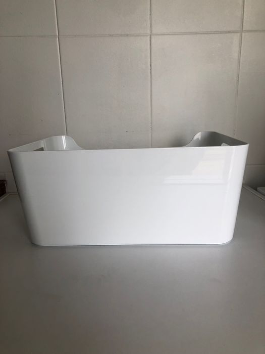 Caixa e Sapateiras IKEA