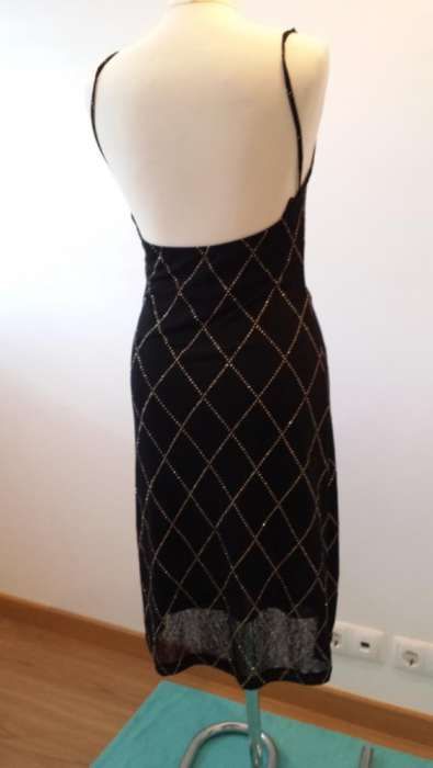 Vestido preto com brilhantes para senhora n.º 36/38