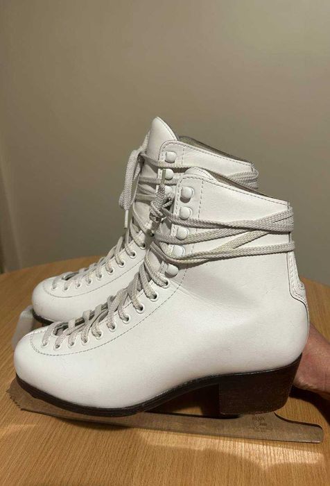 Ковзани Wifa леза Wilson Excel розмір 38 вживані в гарному стані