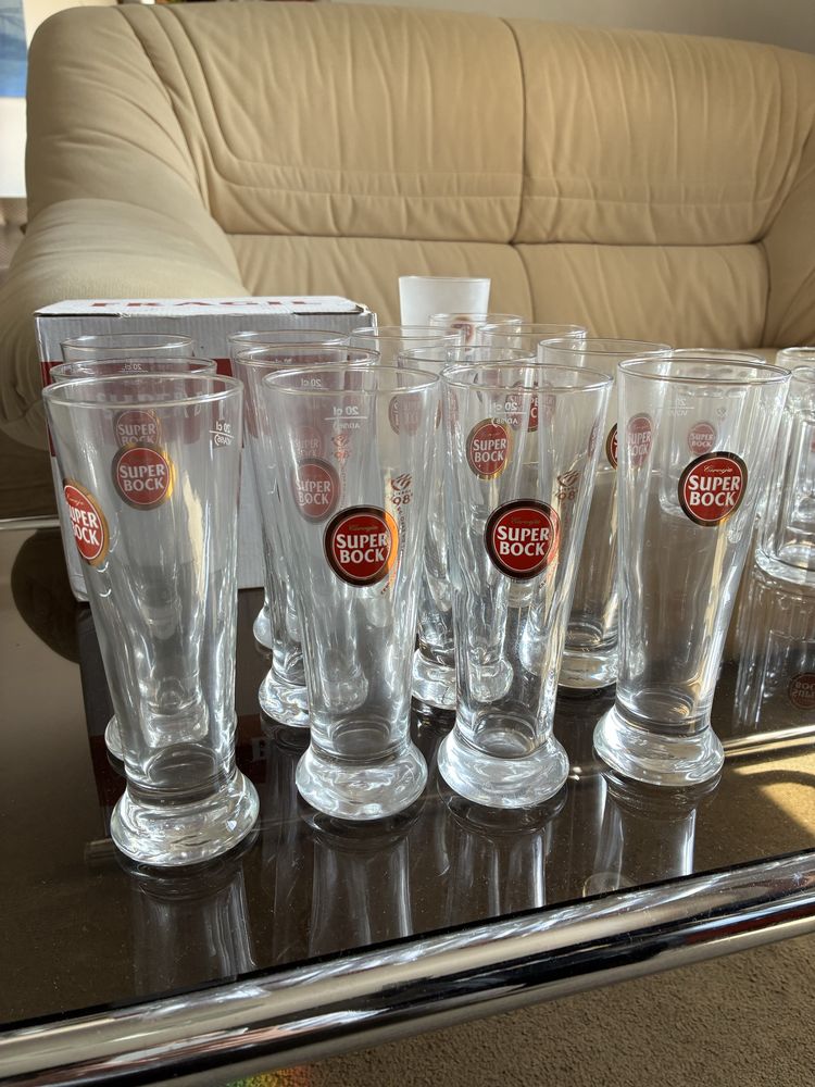 Copos de cerveja Super Bock