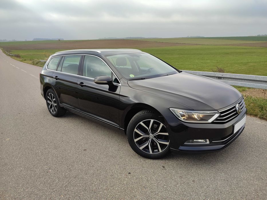 Passat B8**2017**DSG**Kamera**Parki**Navi**Alufelgi**Serwisowany**