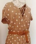 Vestido bolinhas beje. tam. S/M